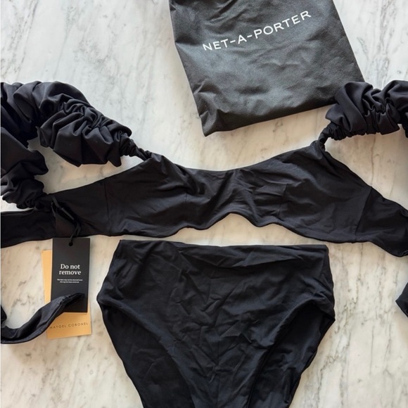 BRAND NEW Maygel Coronel ruffled bikini - Picture 3 of 3